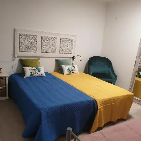 Lisbon Hostel Terminal 4-2